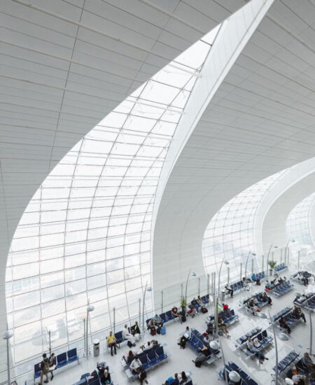 LED-belysning for Terminal 3 i Dubai internasjonale flyplass - AEC Illuminazione