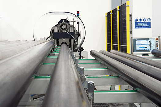 produksjon-gatelys-stolper-koniskforming-stolpe-AEC-Pole-Division